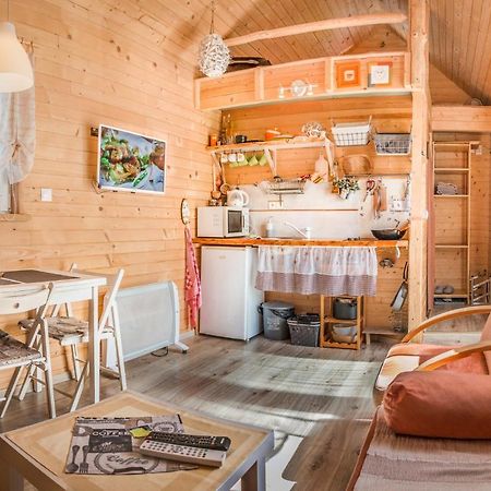 Tiny House Lavender Villa Podturen Bagian luar foto