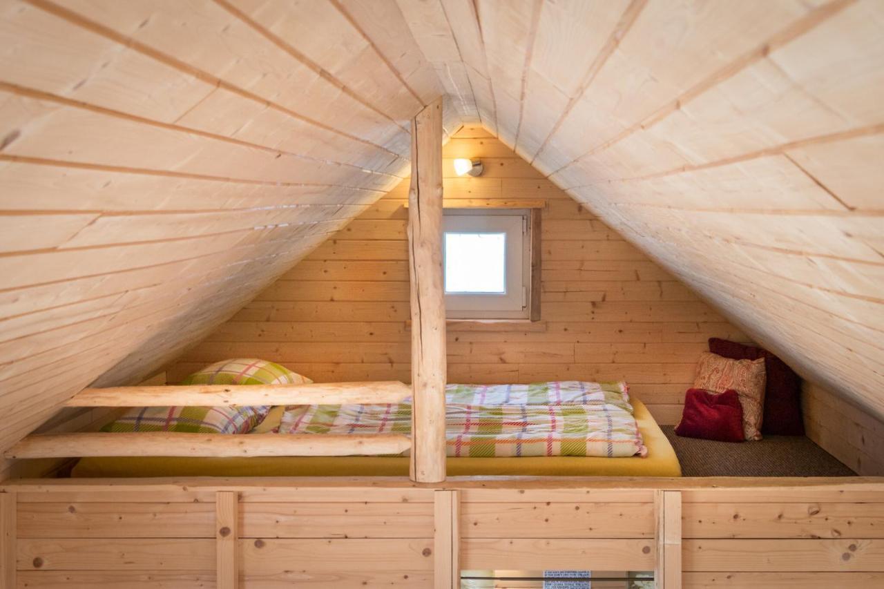 Tiny House Lavender Villa Podturen Bagian luar foto